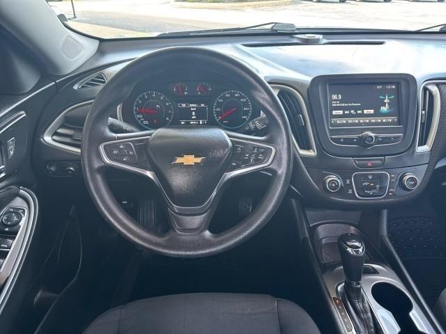 Chevrolet Malibu 4dr Sdn LS w/1LS 2017