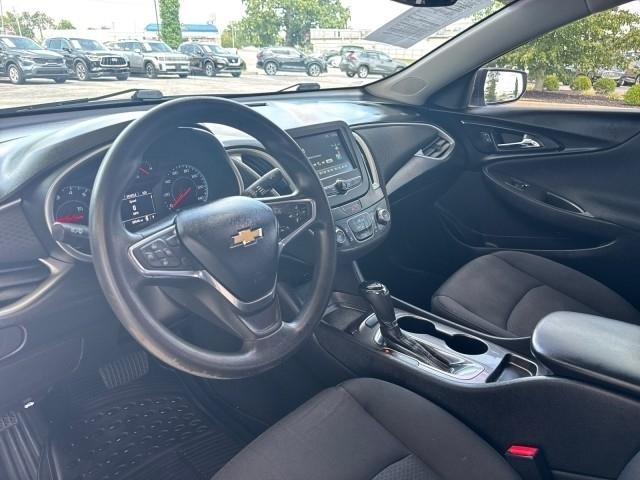 Chevrolet Malibu 4dr Sdn LS w/1LS 2017