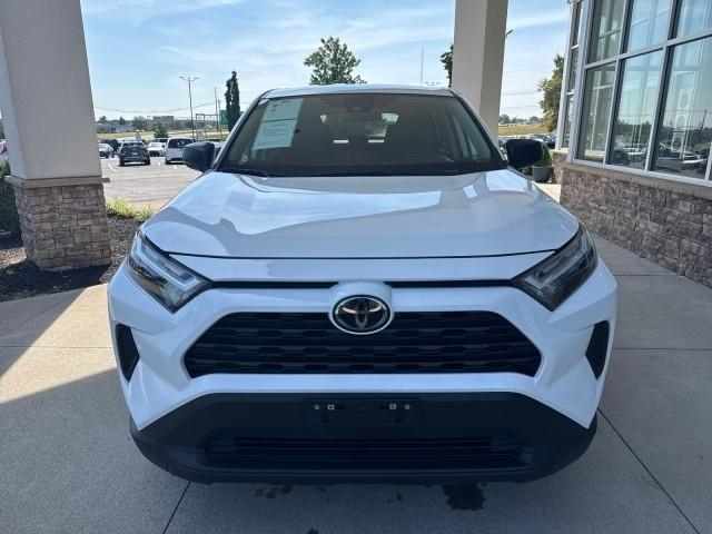 Toyota RAV4 LE FWD (Natl) 2025