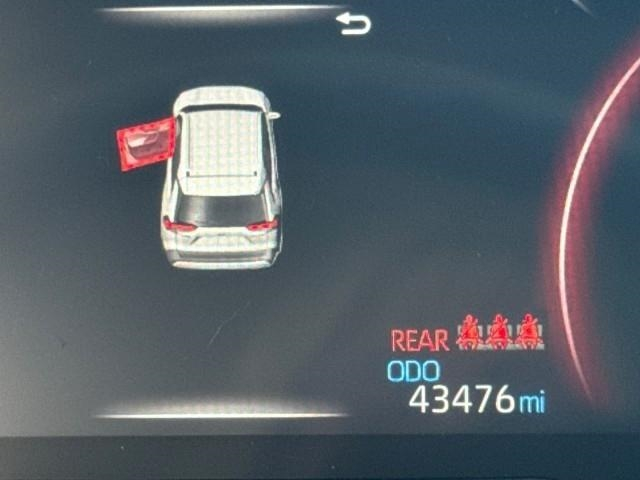 Toyota RAV4 LE FWD (Natl) 2025