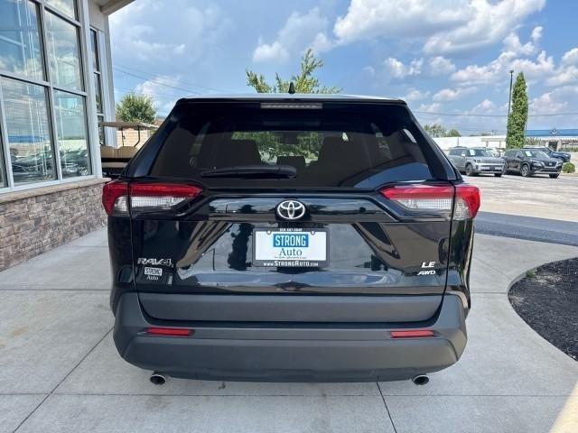 Toyota RAV4 LE AWD (Natl) 2025