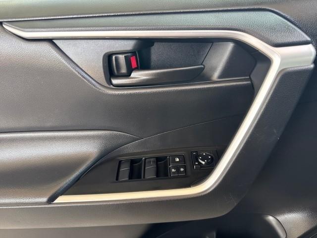 Toyota RAV4 LE AWD (Natl) 2025
