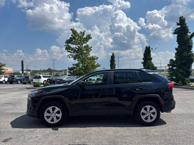 Toyota RAV4 LE AWD (Natl) 2025