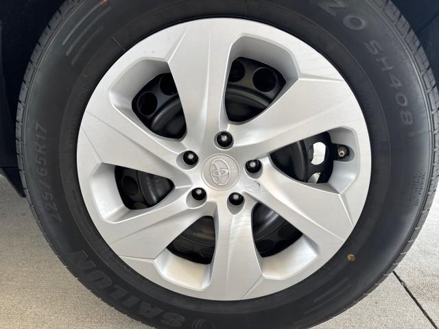 Toyota RAV4 LE AWD (Natl) 2025