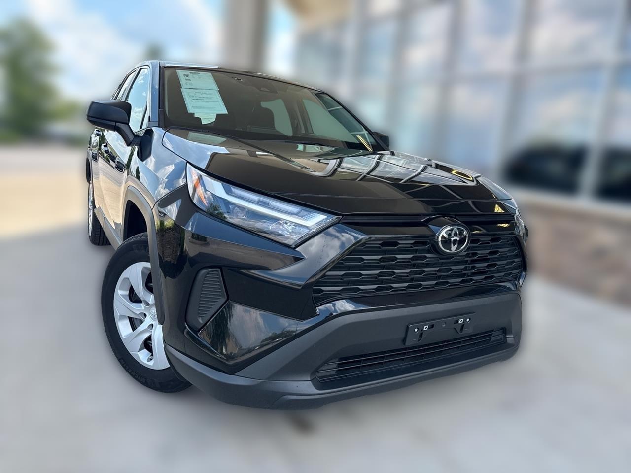 2025 Toyota RAV4 LE AWD (Natl)