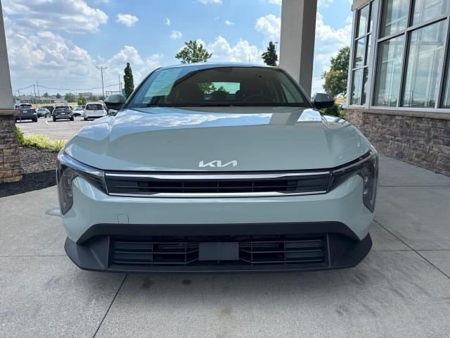 Kia K4 LXS FWD 2025