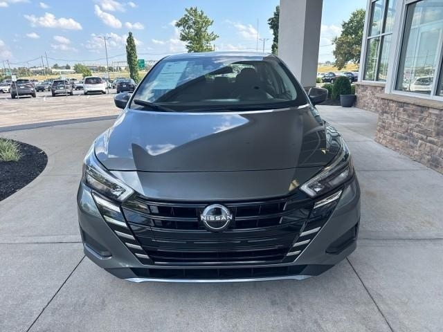 Nissan Versa SV CVT 2025