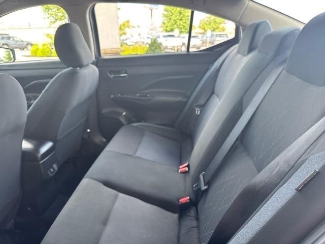 Nissan Versa SV CVT 2025