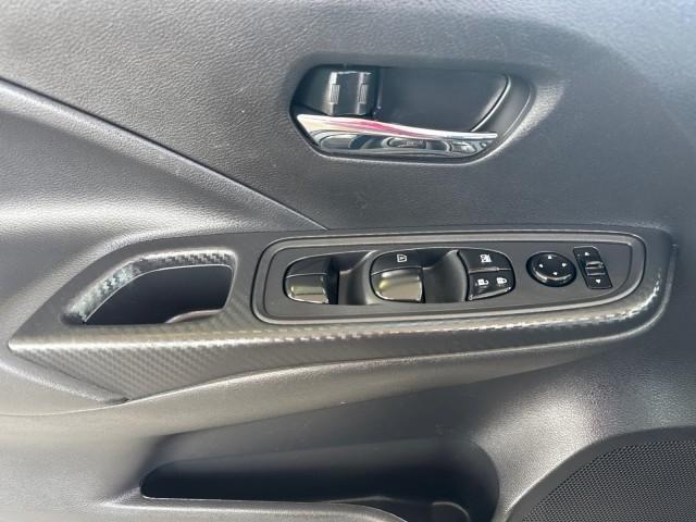 Nissan Versa SV CVT 2025