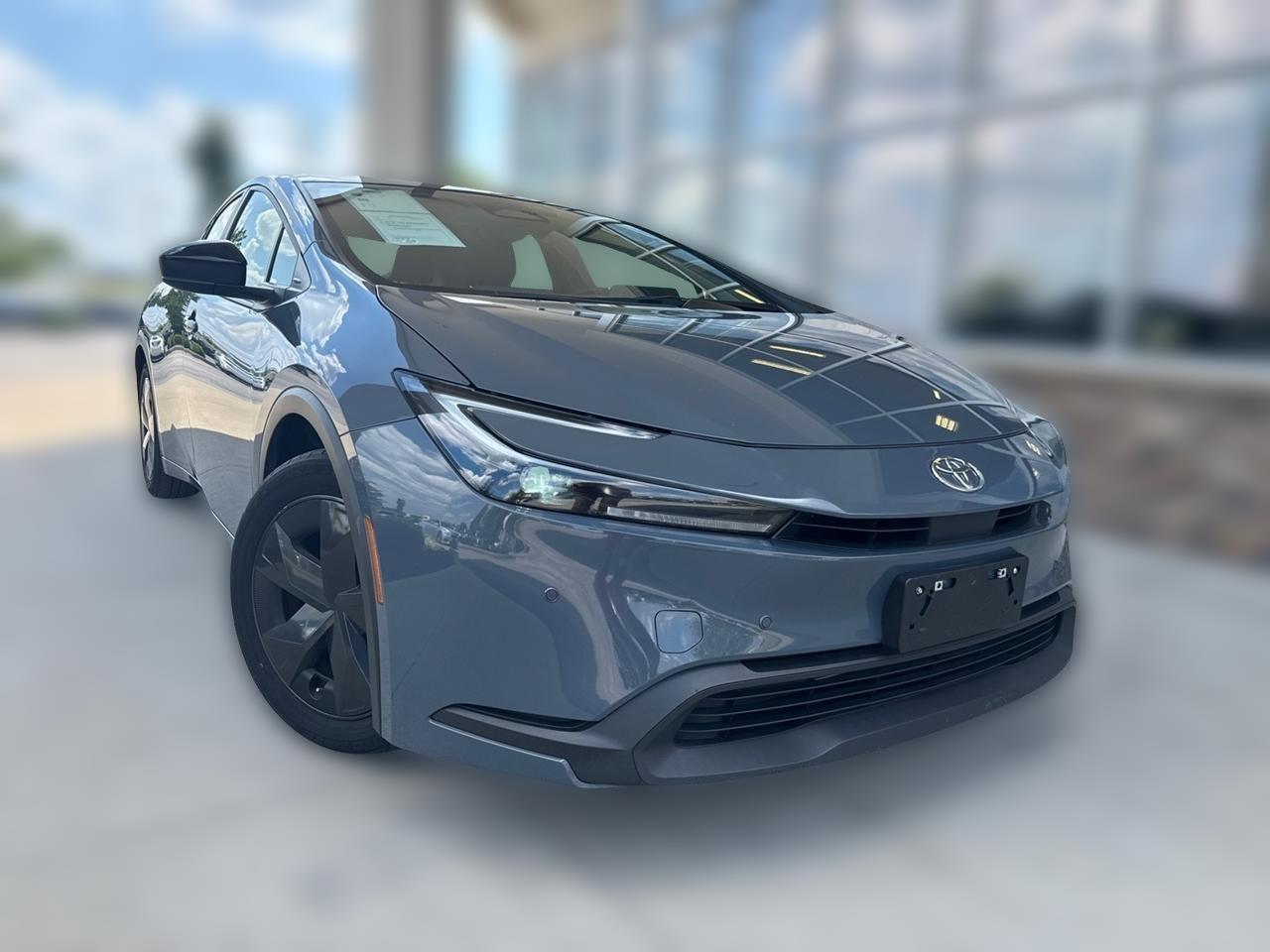 2025 Toyota Prius LE (Natl)