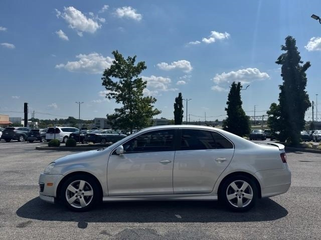 Volkswagen Jetta Sedan 4dr Auto SEL 2008