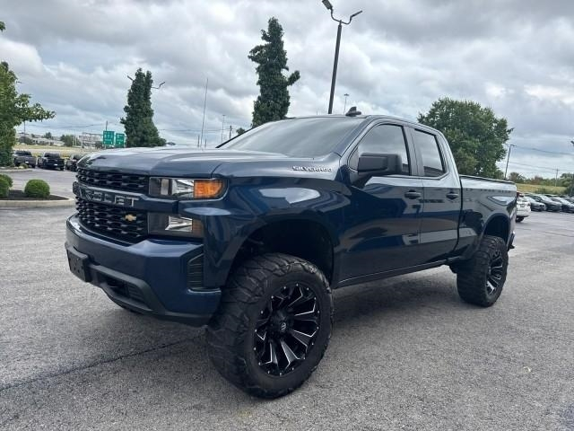 Chevrolet Silverado 1500 4WD Double Cab 147" Custom 2020