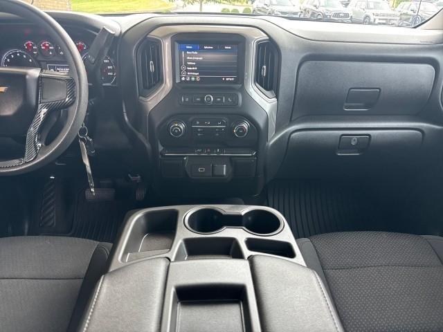 Chevrolet Silverado 1500 4WD Double Cab 147" Custom 2020