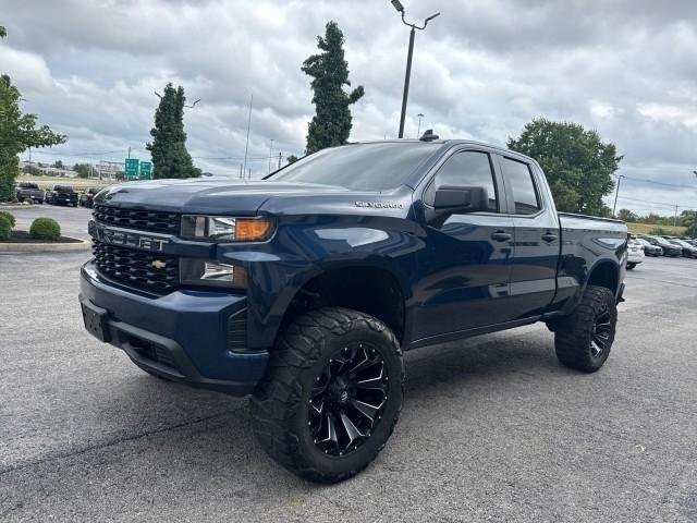 Chevrolet Silverado 1500 4WD Double Cab 147" Custom 2020