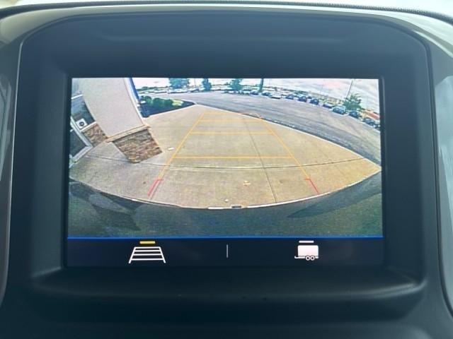 Chevrolet Silverado 1500 4WD Double Cab 147" Custom 2020
