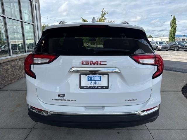 GMC Terrain AWD 4dr SLT 2024
