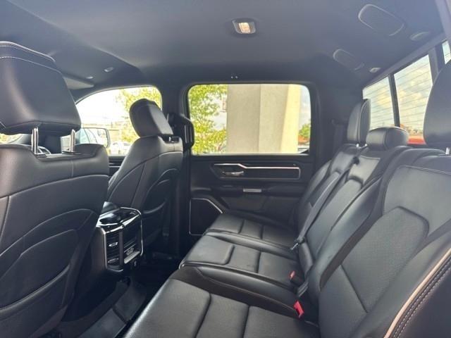 RAM 1500 Laramie 4x4 Crew Cab 5'7" Box 2021