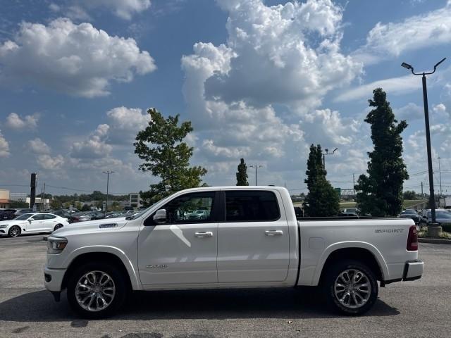 RAM 1500 Laramie 4x4 Crew Cab 5'7" Box 2021