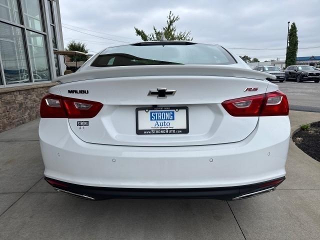 Chevrolet Malibu 4dr Sdn RS 2024