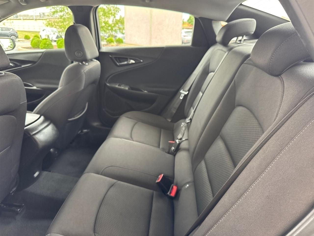 Chevrolet Malibu 4dr Sdn RS 2024