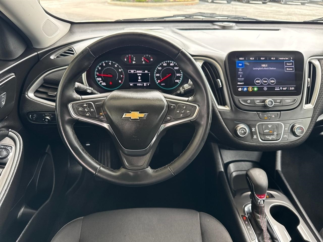 Chevrolet Malibu 4dr Sdn RS 2024
