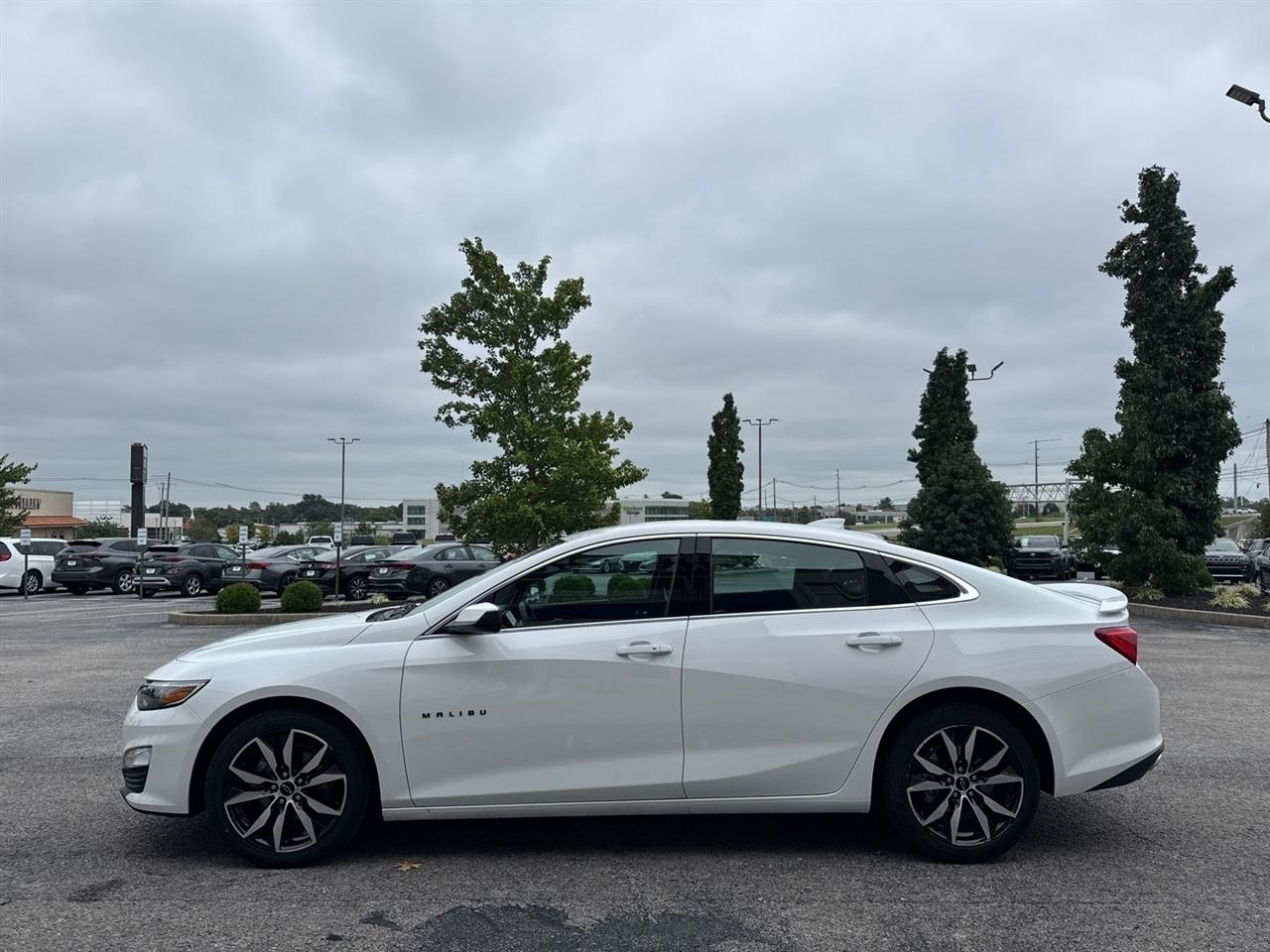 Chevrolet Malibu 4dr Sdn RS 2024