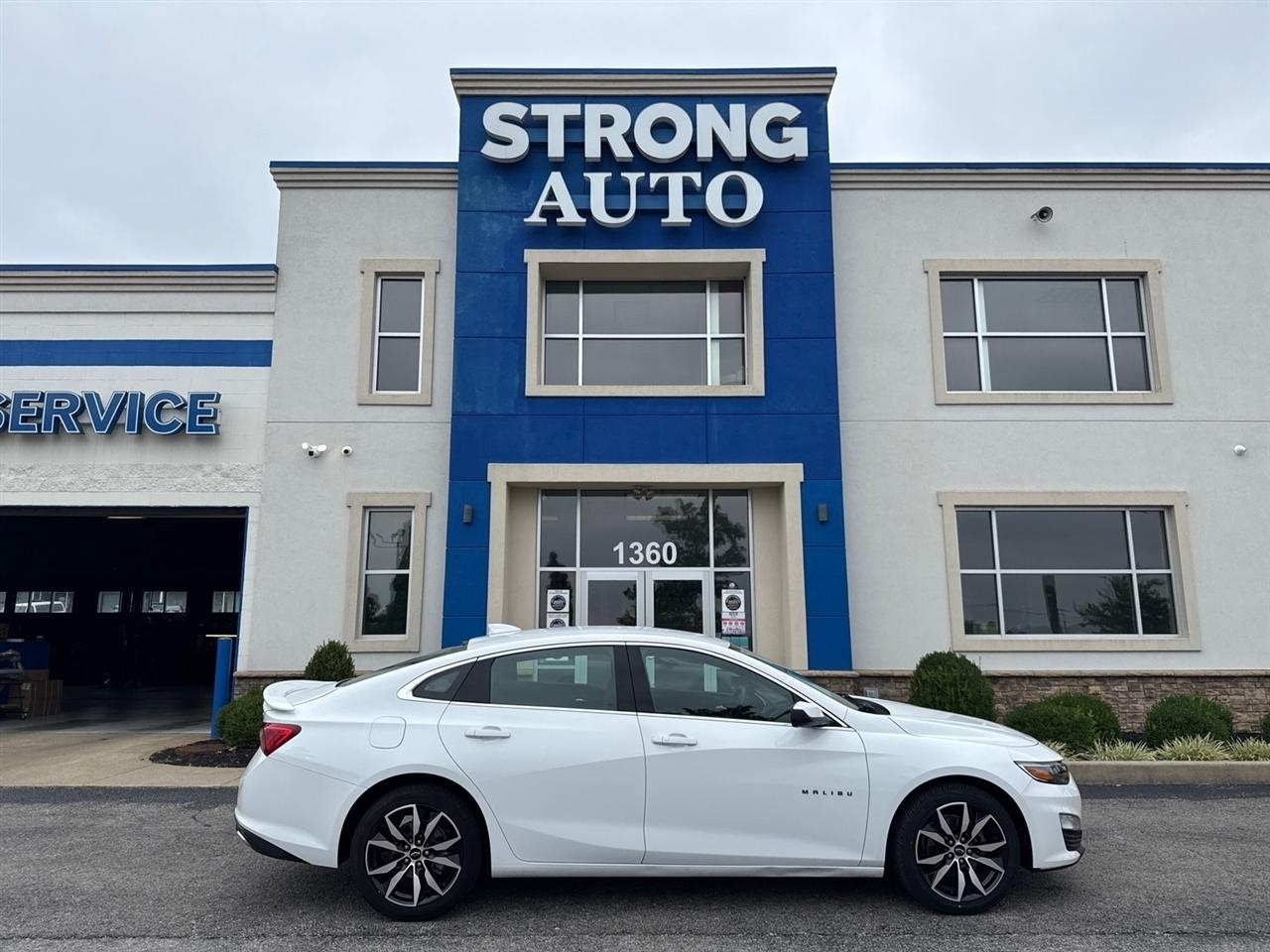 Chevrolet Malibu 4dr Sdn RS 2024
