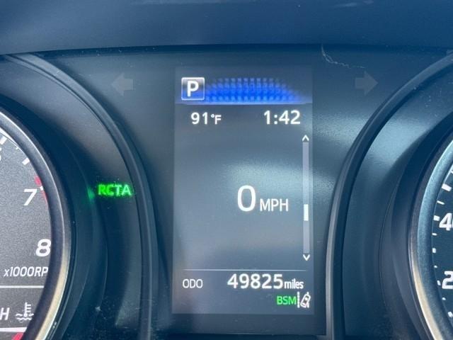 Toyota Camry Hybrid SE Nightshade CVT (Natl) 2023