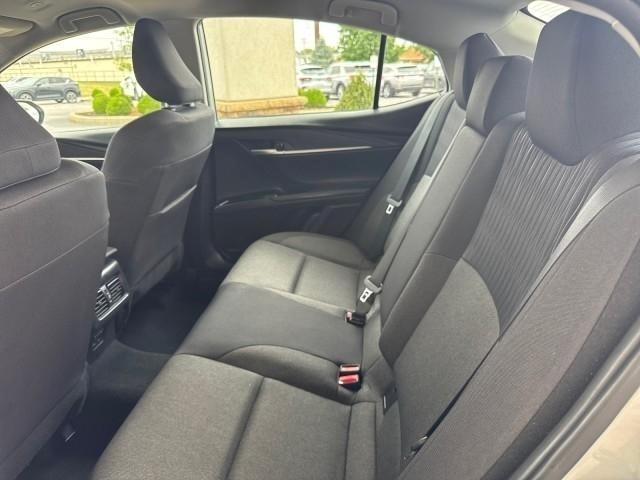 Toyota Camry XLE (Natl) 2025