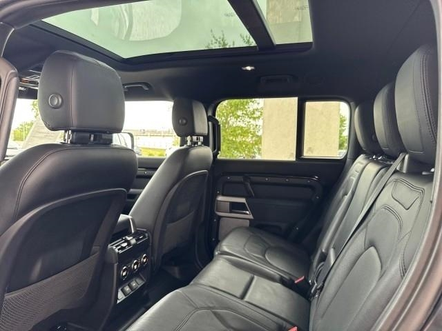Land Rover Defender 130 SE AWD 2023