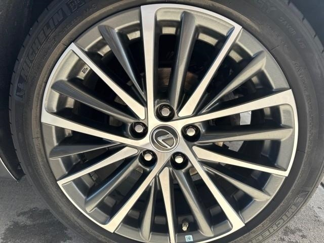 Lexus ES ES 250 AWD 2023