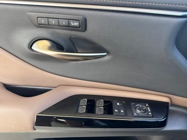 Lexus ES ES 250 AWD 2023