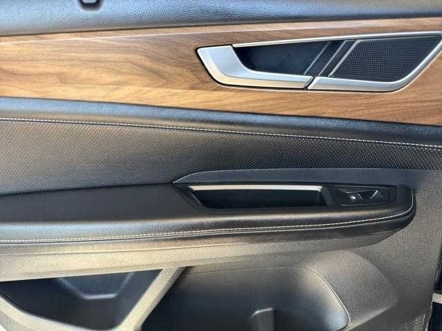 Volkswagen Atlas 2.0T SE w/Technology 4MOTION 2025