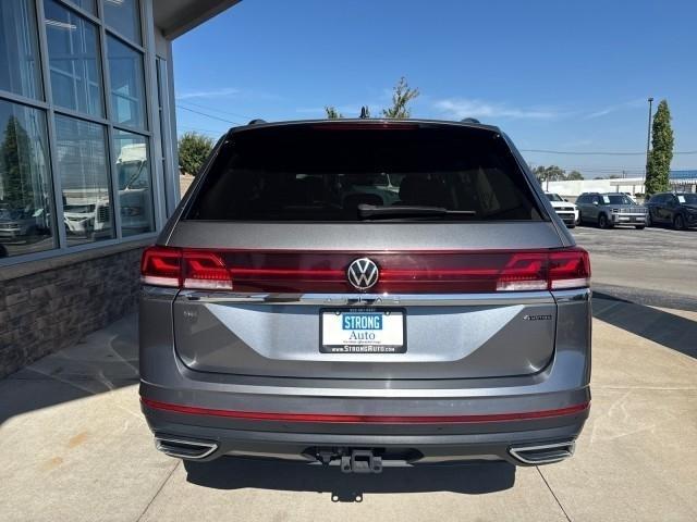 Volkswagen Atlas 2.0T SE w/Technology 4MOTION 2025