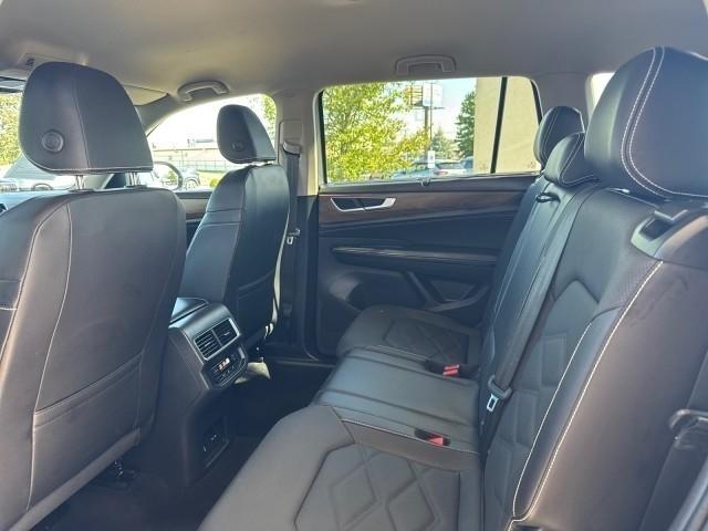 Volkswagen Atlas 2.0T SE w/Technology 4MOTION 2025
