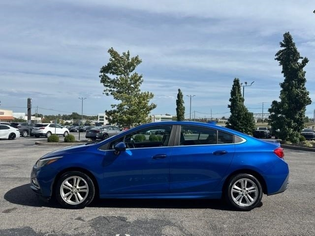 Chevrolet Cruze 4dr Sdn 1.4L LT w/1SD 2017