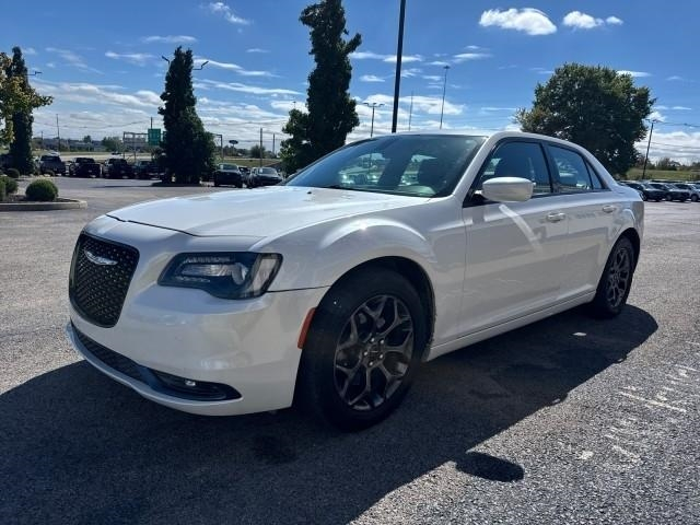 Chrysler 300 4dr Sdn 300S AWD 2016