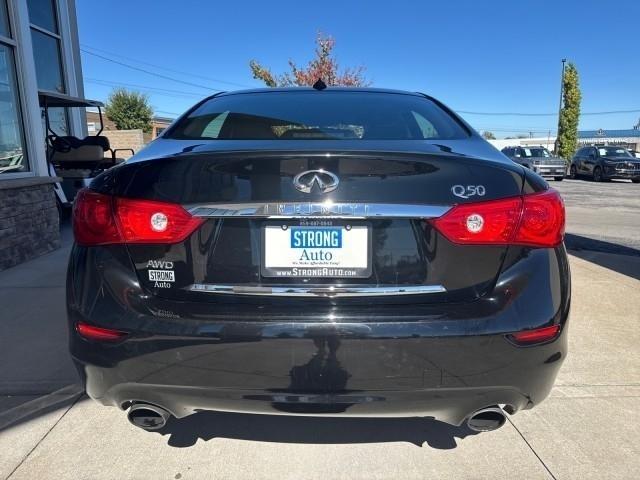 Infiniti Q50 4dr Sdn 3.0t Premium AWD 2016