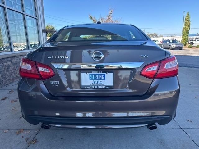 Nissan Altima 4dr Sdn I4 2.5 SV 2016