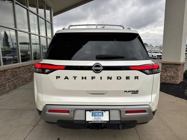 Nissan Pathfinder Platinum 4WD 2024