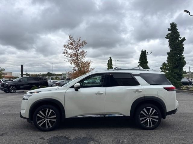 Nissan Pathfinder Platinum 4WD 2024