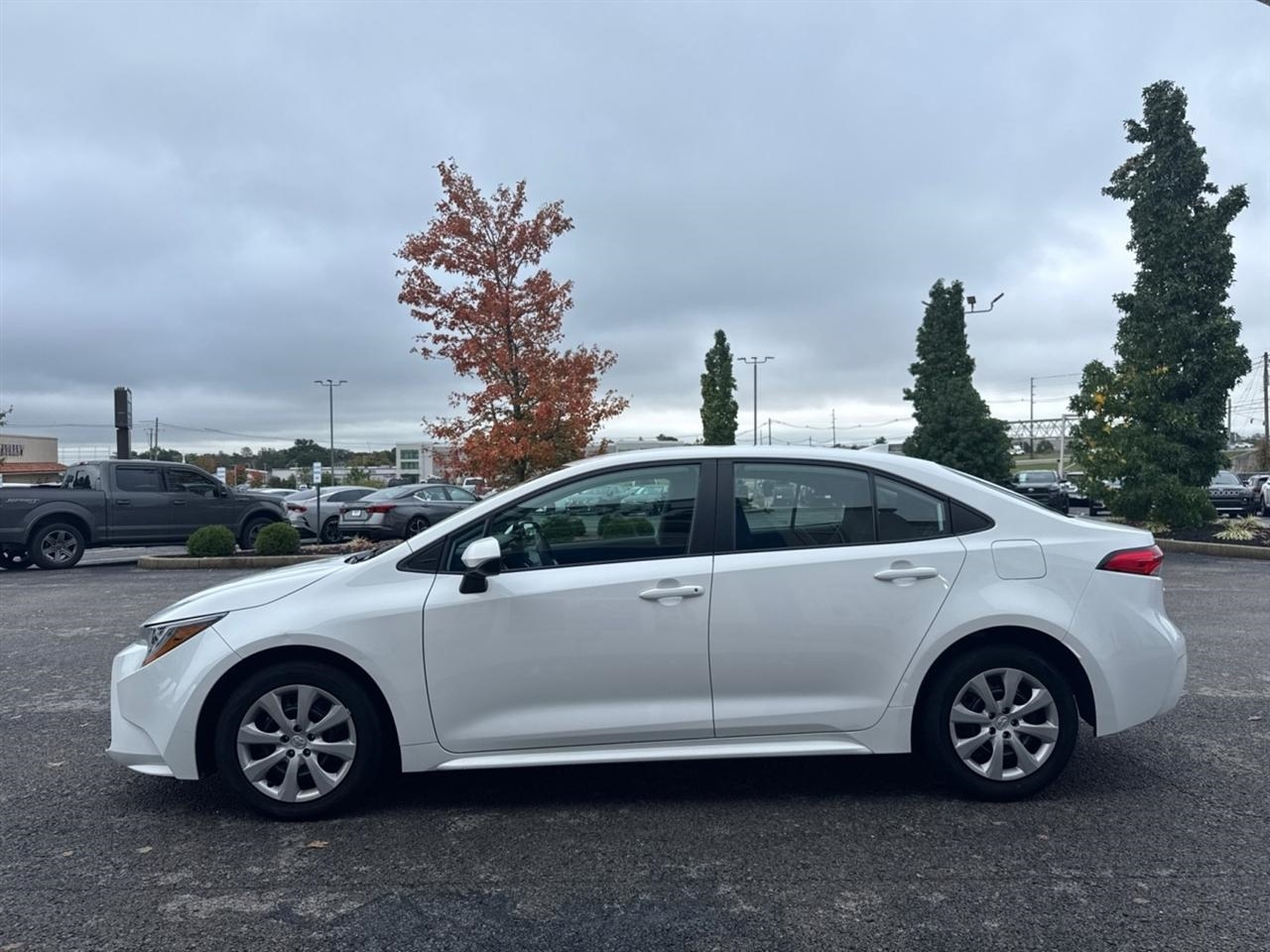 Toyota Corolla LE CVT (Natl) 2025