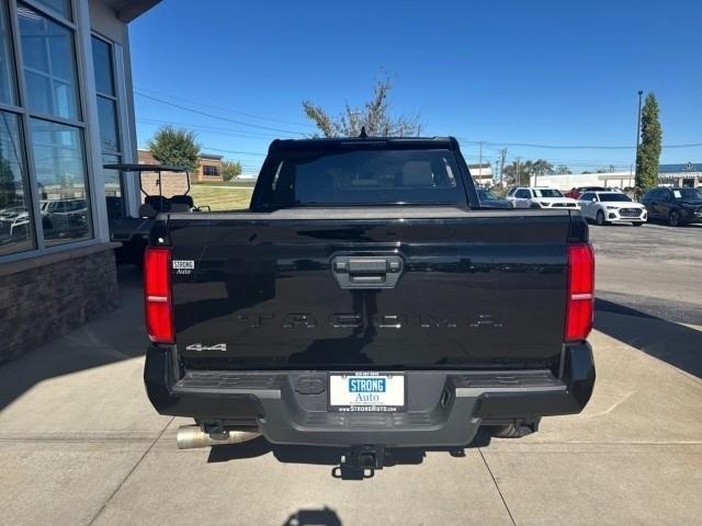 Toyota Tacoma 4WD TRD Off Road Double Cab 5' Bed MT (Natl) 2025