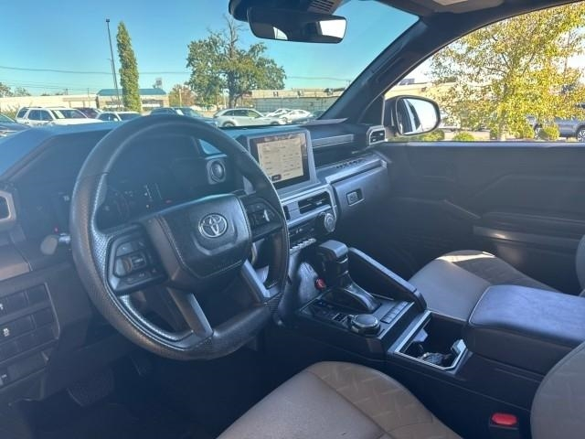 Toyota Tacoma 4WD TRD Off Road Double Cab 5' Bed MT (Natl) 2025
