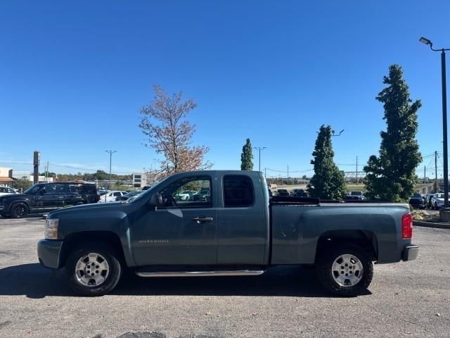 Chevrolet Silverado 1500 4WD Ext Cab 143.5" Work Truck 2011