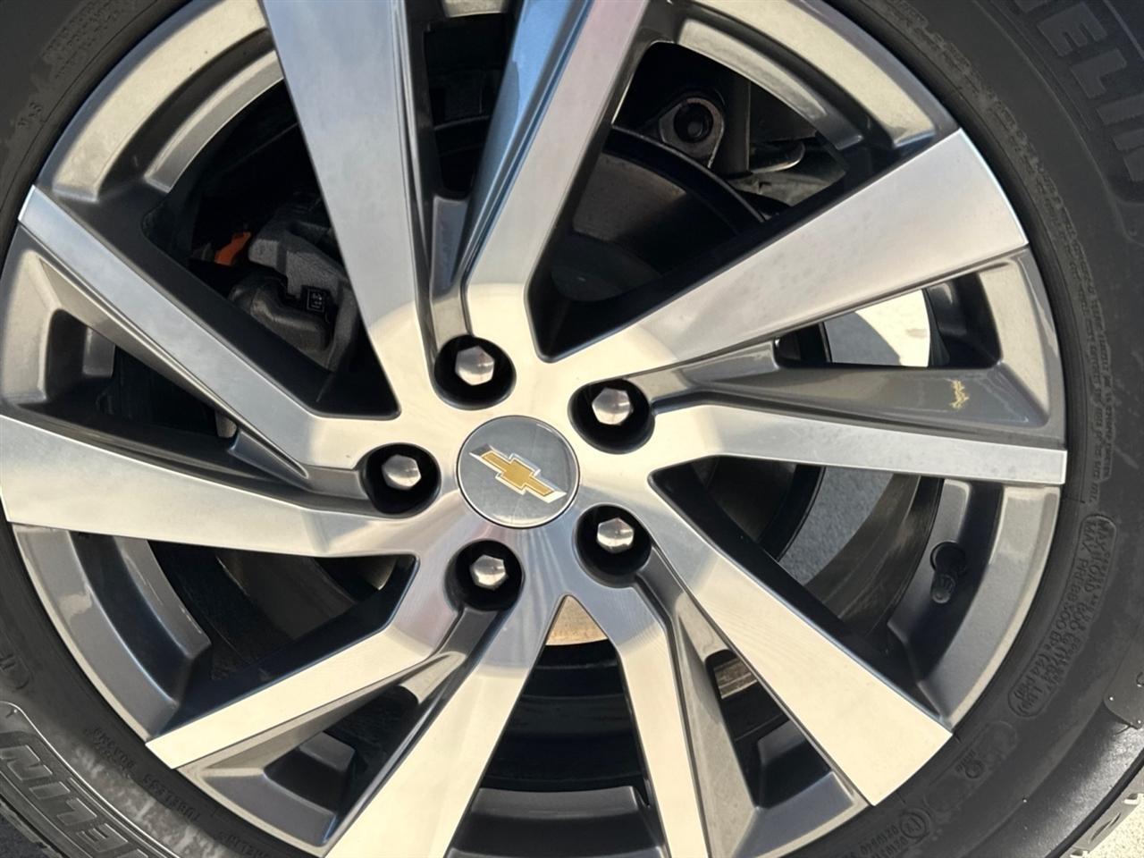 Chevrolet Equinox FWD 4dr Premier 2023