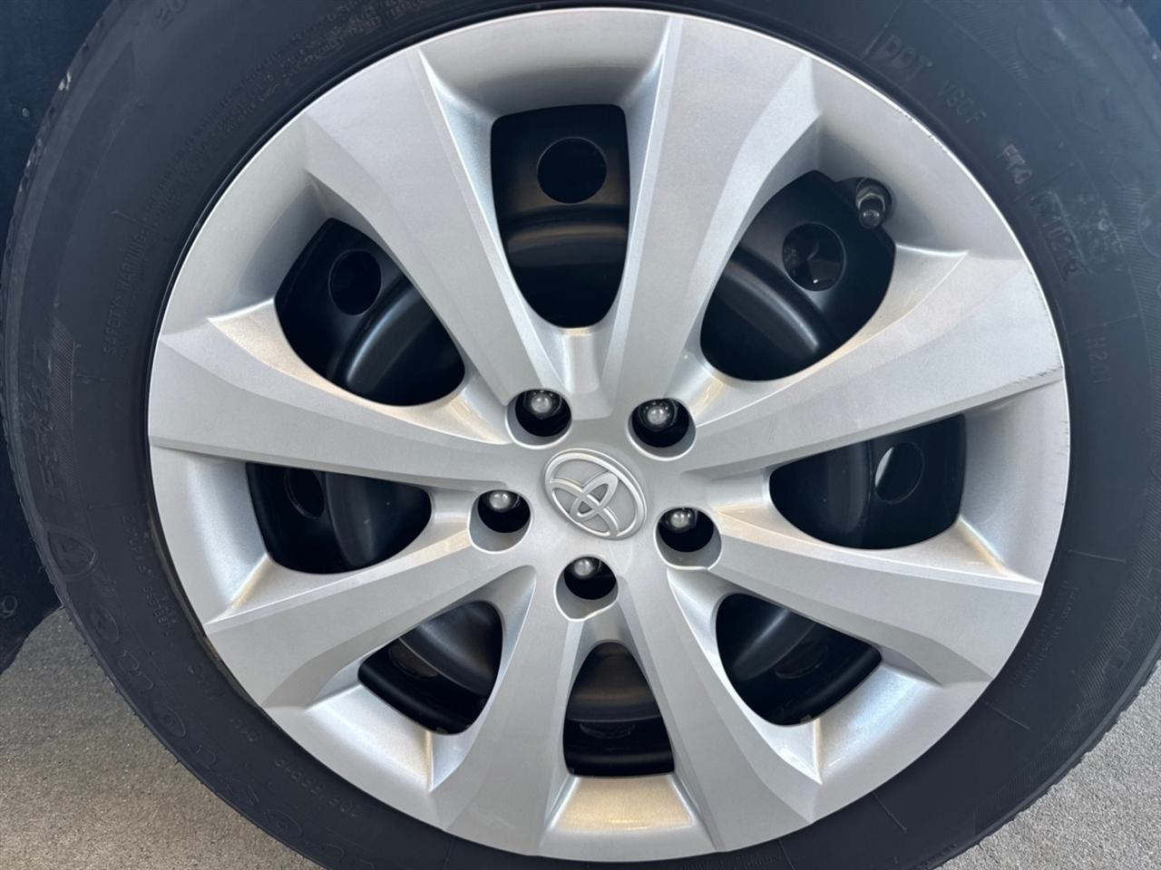 Toyota Corolla LE CVT (Natl) 2021