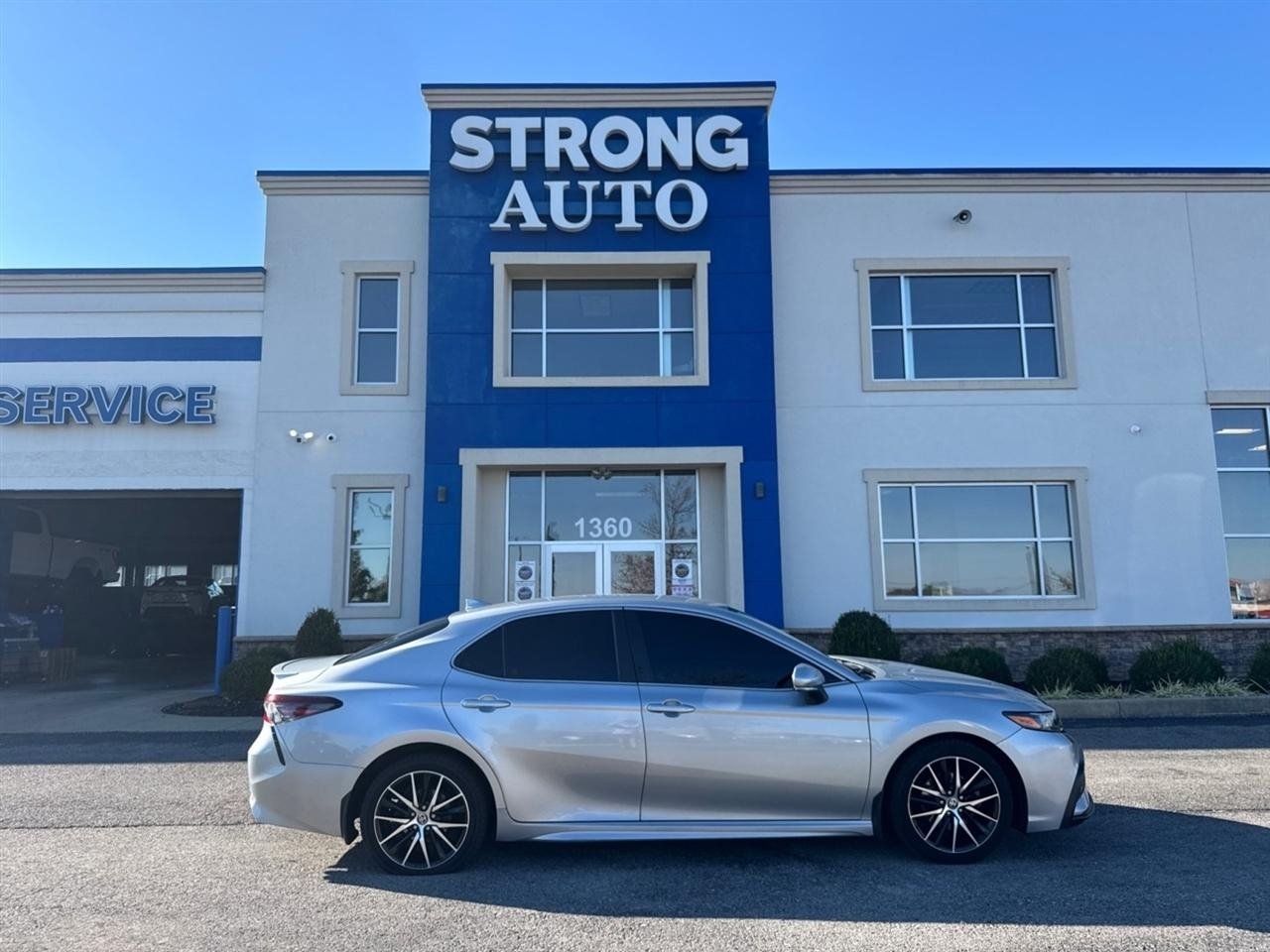 Toyota Camry SE Auto AWD (Natl) 2023