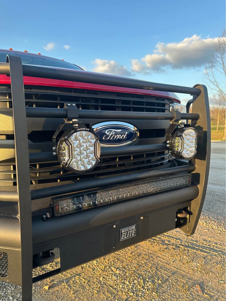 Ford F-350 SD Lariat Crew Cab 4WD 2018