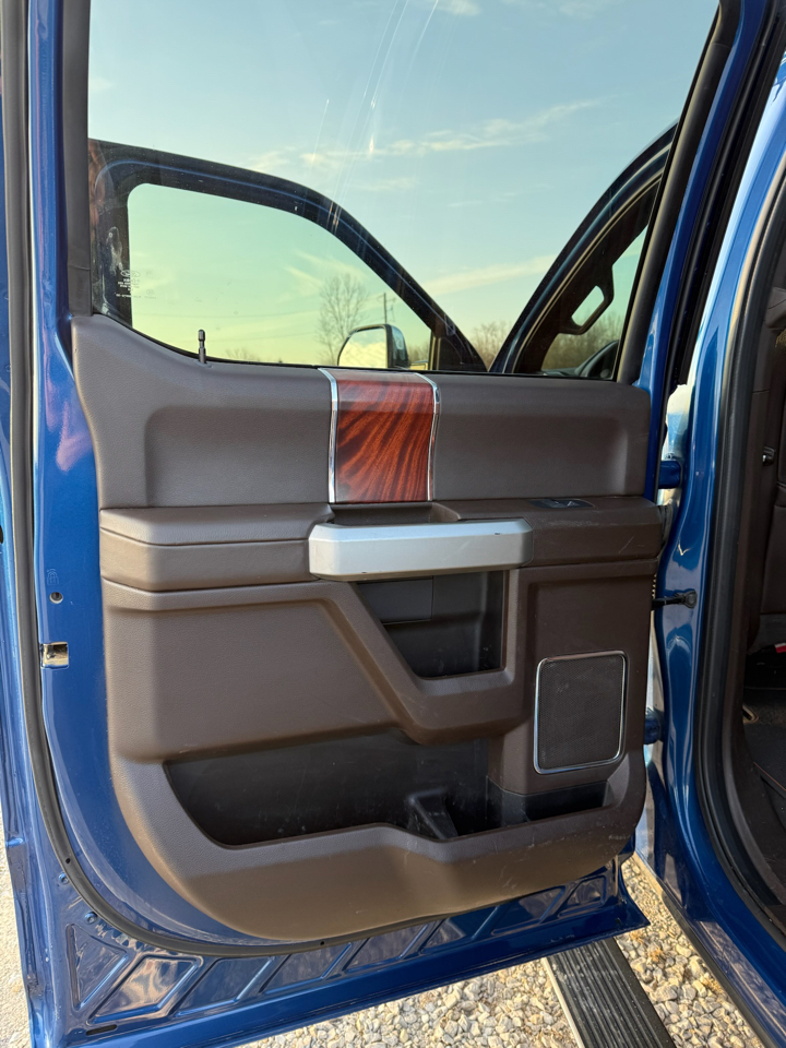 Ford F-350 SD King Ranch Crew Cab Long Bed 4WD 2022